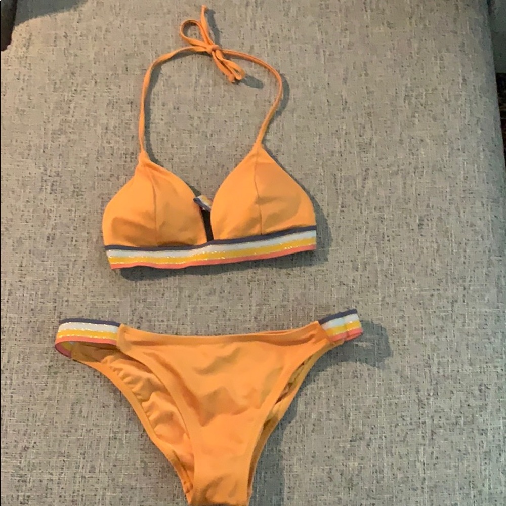 Swimming suit